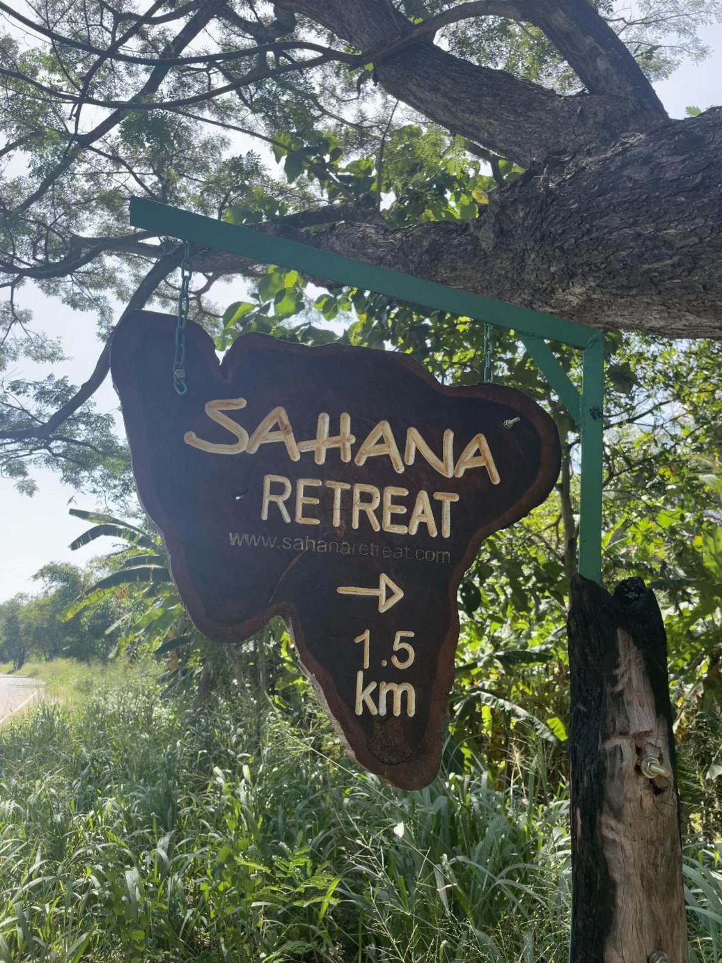Sahana Retreat Buttala Exteriör bild
